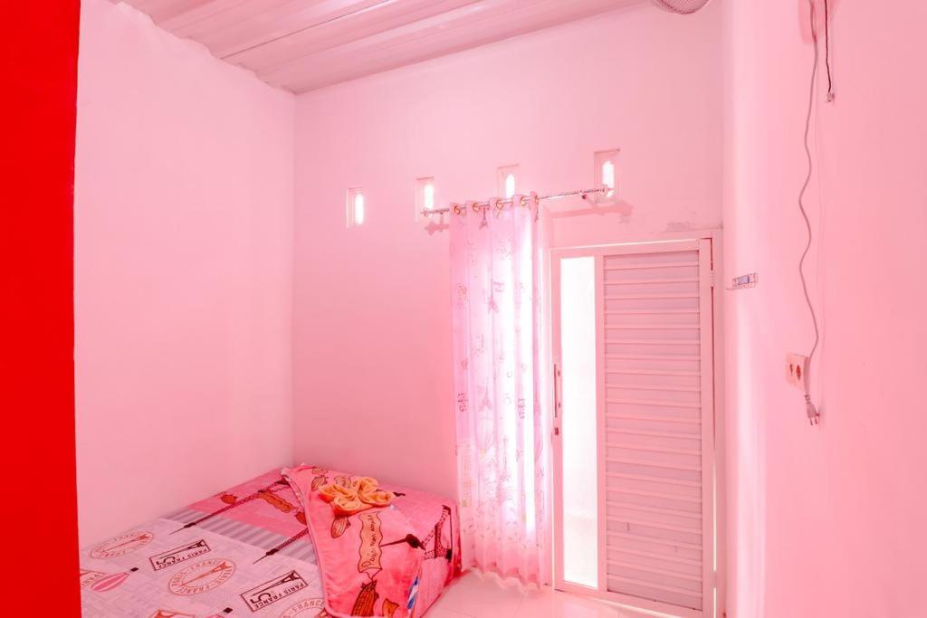 Pinky Guest House Syariah Kota Batu 바투 외부 사진
